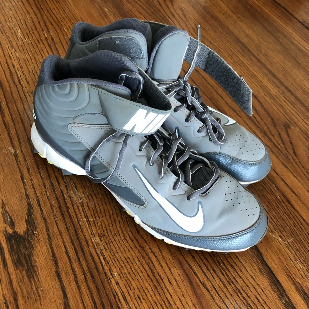 Gray Nike Softball Cleats